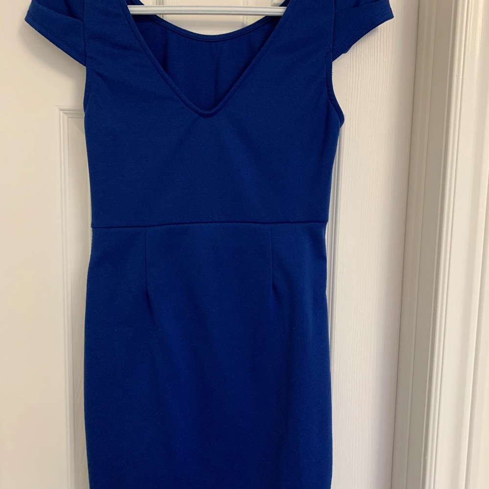 $5 CLEAROUT - or will be donated Royal blue size small bow front dress S ally